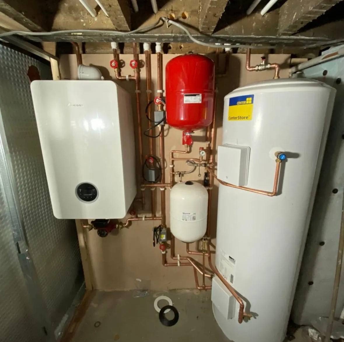 Worcester system boiler and unvented cylinder installed by Plumber To The Rescue Sheffield